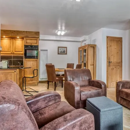 Apartmán Vallet- Newly Renovated 2 Bedroom Nestled Just Off The Main Street Chamonix